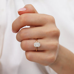 Stunning 3.0Ct Elongated Cushion Cut Engagement Ring - IGI-Certified Lab-Grown Diamond