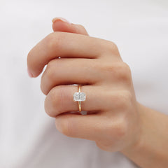 4 Carat Radiant Cut Lab-Grown Engagement Ring – IGI-Certified & Customizable