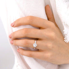 2ct Diamond Solitaire Ring in Pure Gold – Timeless Luxury