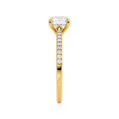 1.5 Ct Round Lab-Grown Diamond Engagement Ring in Gold – Shoulder Set Design