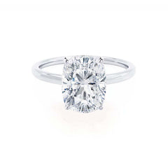 Stunning 3.0Ct Elongated Cushion Cut Engagement Ring - IGI-Certified Lab-Grown Diamond
