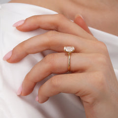 Stunning 3.0Ct Elongated Cushion Cut Engagement Ring - IGI-Certified Lab-Grown Diamond
